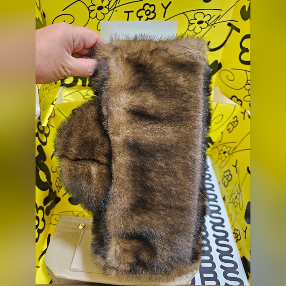 🧸Marc Jacobs The Teddy Bear Tote🧸 - Picture 8 of 17